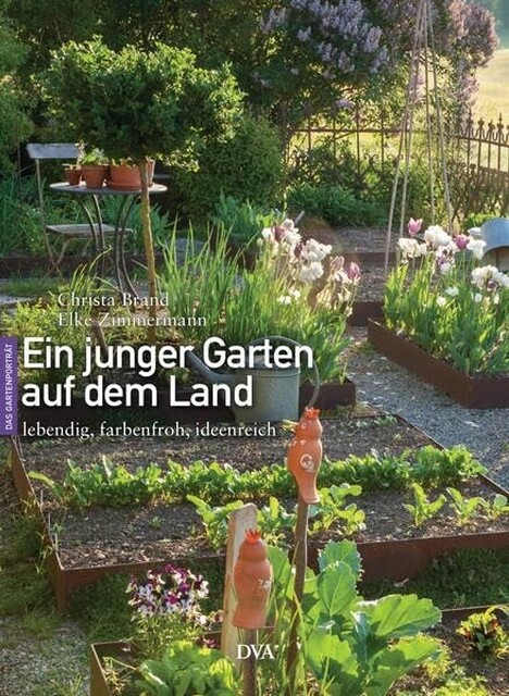 Ein junger Garten auf dem Land