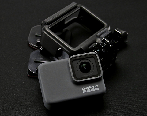 GoPro HERO7 Actionkamera silber
